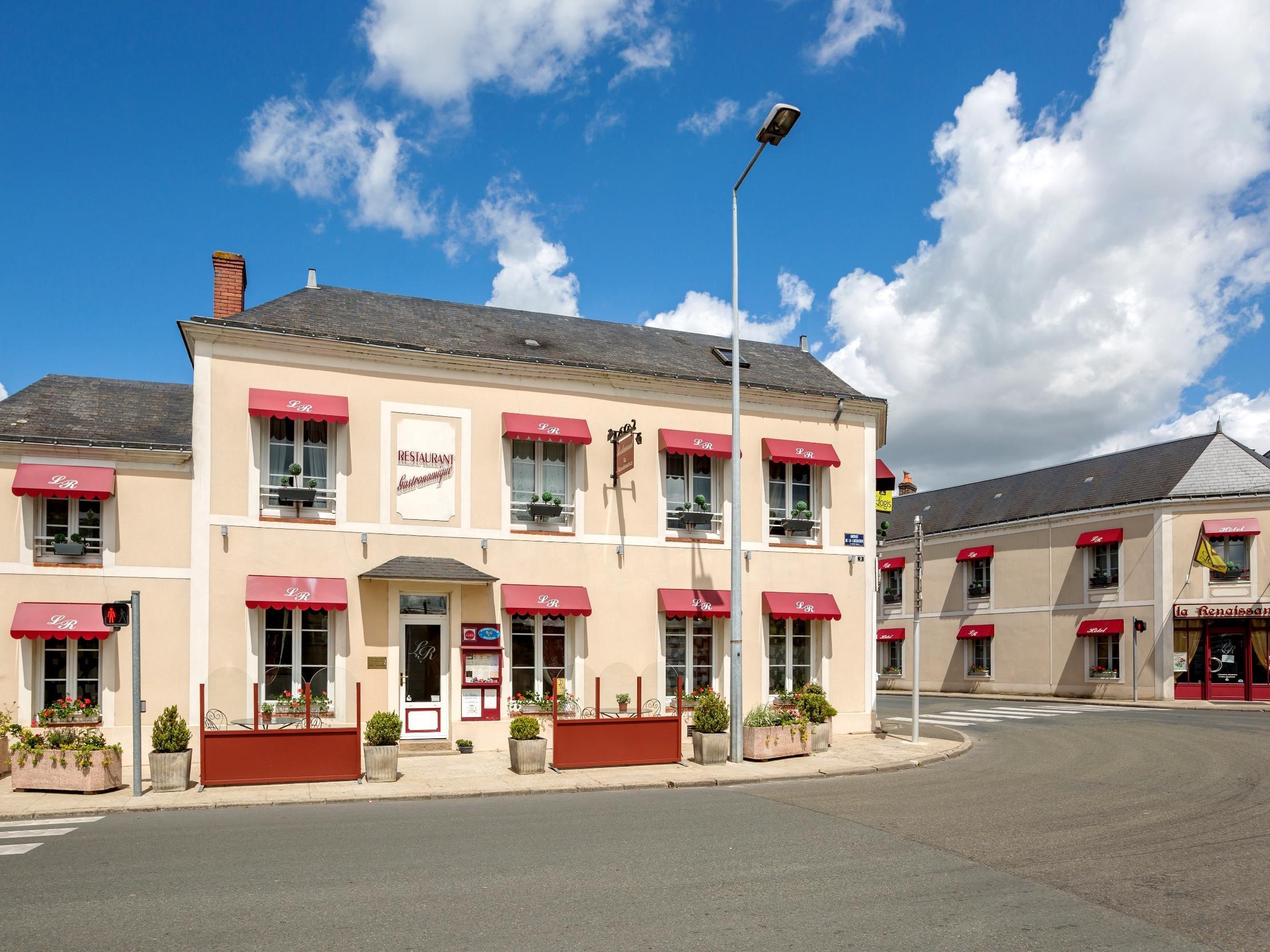Logis La Renaissance Hotel Le Lude Exterior foto